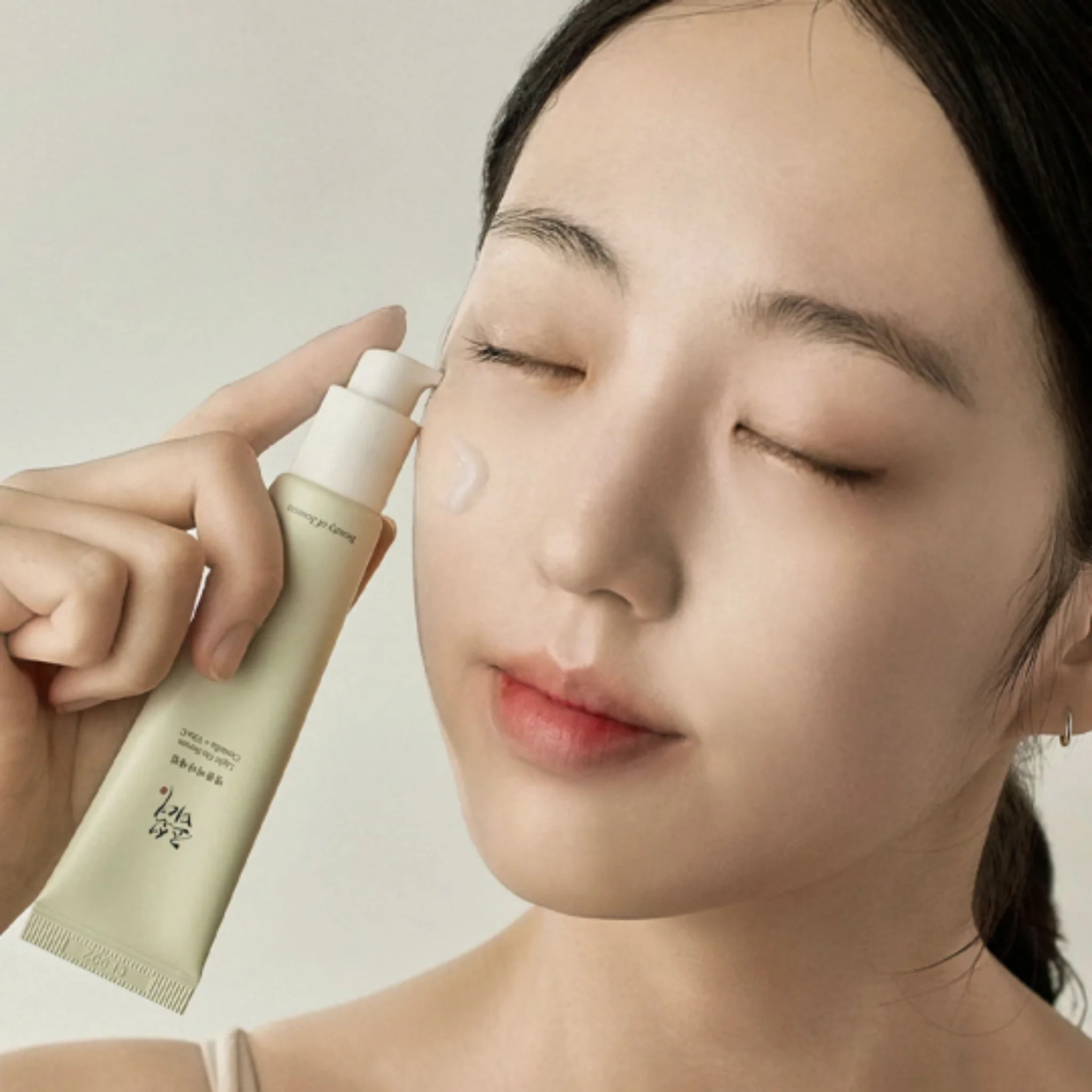 Light On Serum Centella + Vita C (30ml) - Image 2