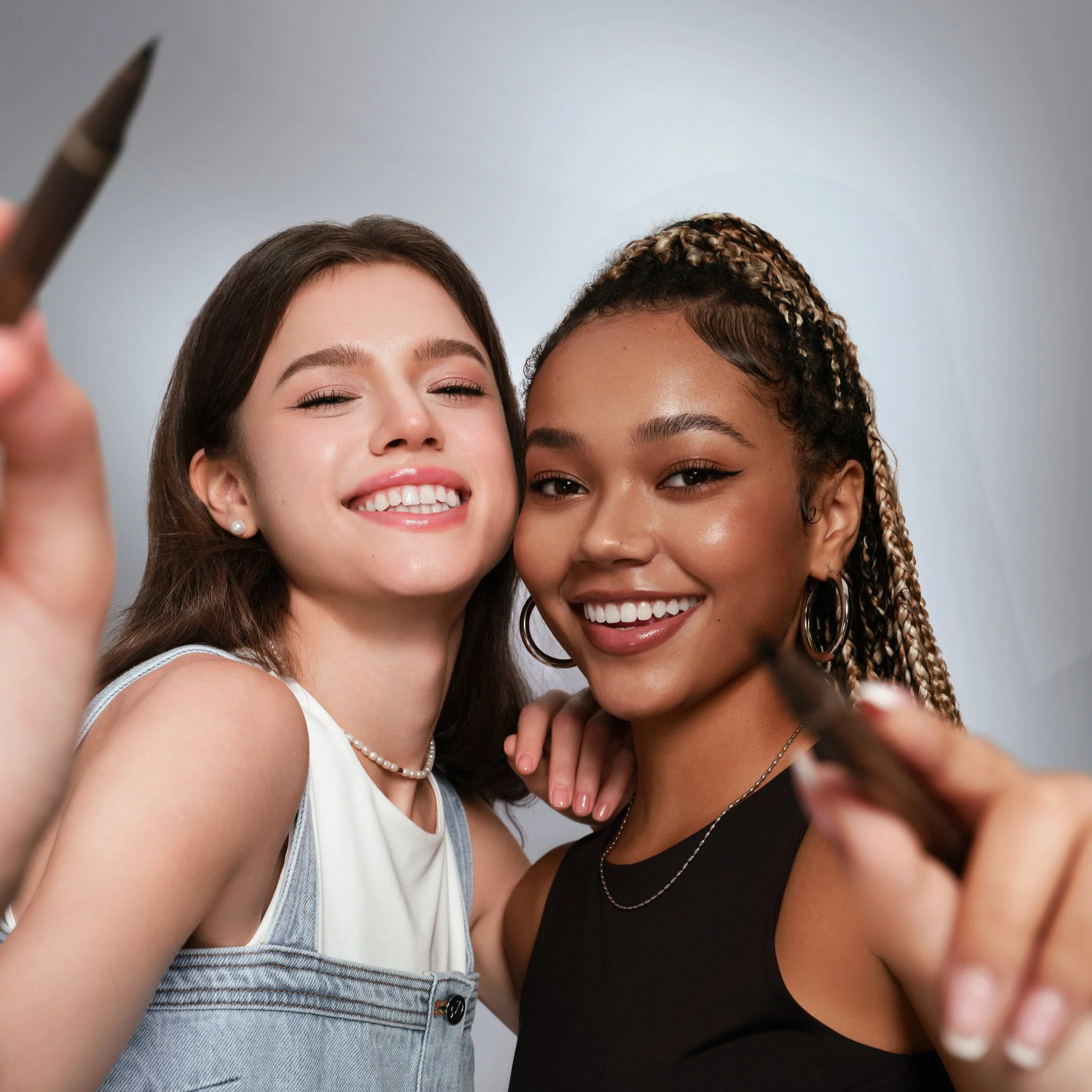 Slim Liquid Eyeliner - 5 Options - Image 9